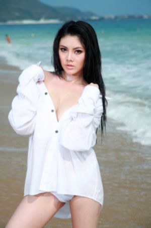秋霞看片