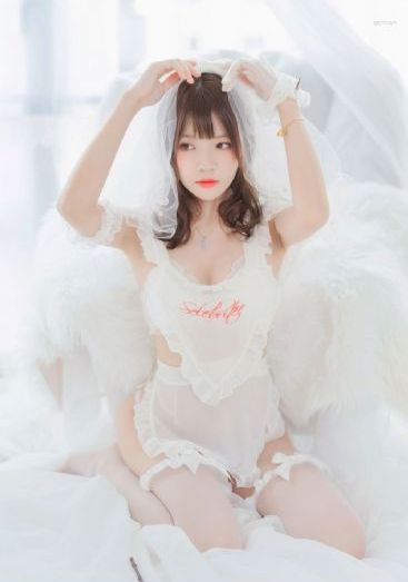 三个男人躁我一个爽视频免费